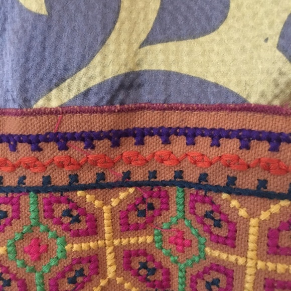 Silk and embroidered top by Whitely - Picture 5 of 6